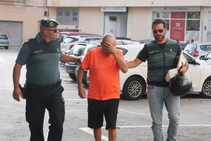 La Guardia Civil ha trasladado al detenido, este miércoles por la mañana, a los juzgados de Inca.