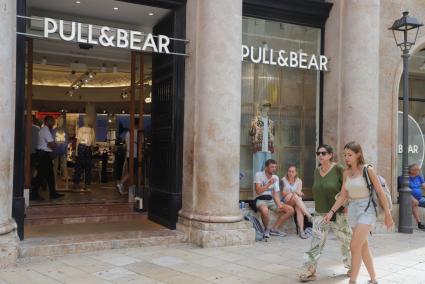 Vestido plateado discount pull and bear