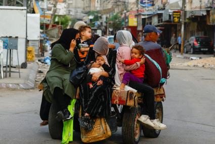 Guerra israel palestina | bombardeos en Gaza dejan cerca de 190.000 palestinos desplazados