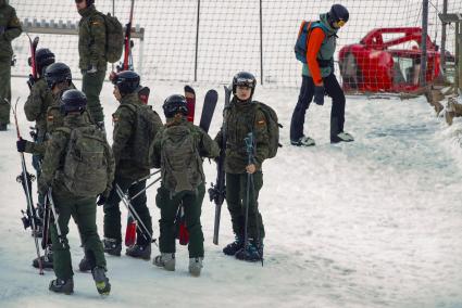 La princesa de Asturias participa en los ejercicios de montaÃ±a con sus compaÃ±eros de la Academia General Militar de Zaragoza e