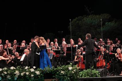 El Festival Cap Rocat abrió este viernes su cuarta edición con una espectacular velada musical.