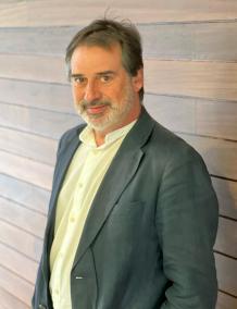 «Mezclar neurocirugía, tumor cerebral y música es especial, engancha y eso es bonito»