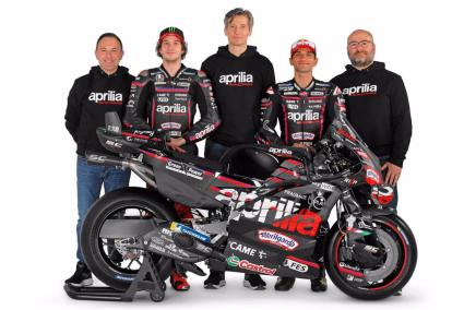 Motociclismo.- Jorge Martín presenta la RS-GP25 de Aprilia con el '1': "He estado luchando por eso toda mi vida"