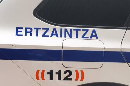 Detenido por agredir con un hacha a dos personas en Zaratamo y azuzar a un perro contra ellas