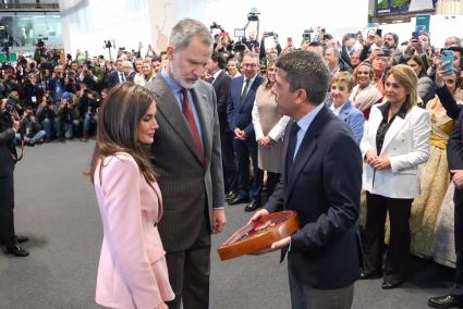Fitur.- Los Reyes visitan el stand de la Comunitat Valenciana en Fitur