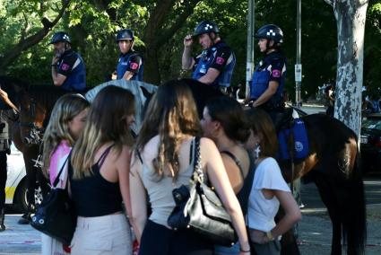 AMP.- Alegría y Subirats critican los gritos machistas en un colegio mayor: "No podemos mirar a otro lado"