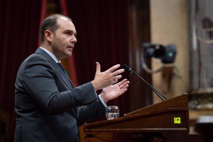 Dalmau considera "urgente" implantar una dirección pública profesional en la administración
