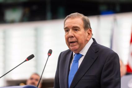 PP y Vox apoyan dar la Llave de Oro de Madrid a Edmundo González y exigen al Gobierno que lo reconozca como presidente