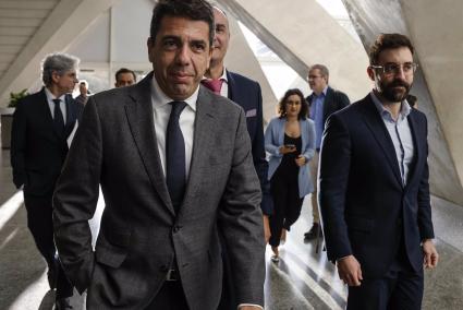 Mazón acusa a Polo (CHJ) de "lavarse las manos" después de "tres meses de silencio" tras la dana: "Es muy triste"