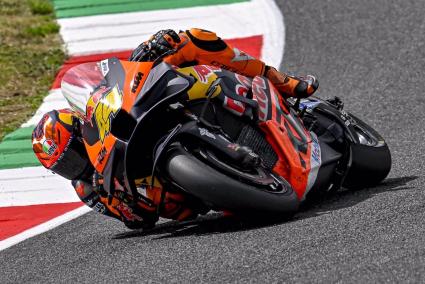 Motociclismo.- Pol Espargaró (KTM) marca el mejor tiempo en la primera jornada del 'Shakedown' de Sepang