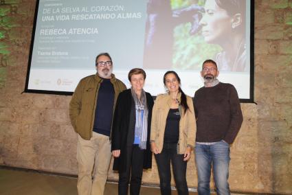 Joan Valent, Carmen Serra, Rebeca Atencia y Txema Brotons