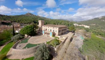 Por primera vez el Eco Rallye Mallorca - Inca Ciutat contó con una parada en el municipio de Andratx, concretamente en el parkin