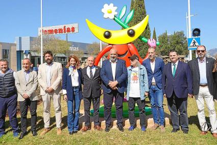 Asima conmemora sus 60 años con la escultura ‘Niña Luna’ de Gustavo