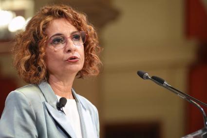 María Jesús Montero participa en el desayuno informativo 'El Correo de Andalucía pregunta'