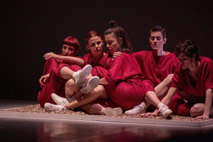 Granada.- La Rara presenta la obra 'Órgia' que trata la salud mental con perspectiva de género en el Teatro Alhambra