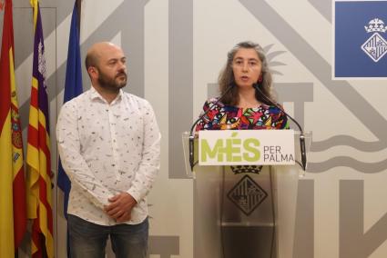 Los regidores de Més per Palma Miquel Àngel Contreras y Neus Truyol.