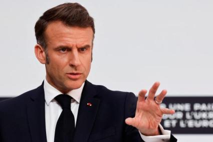 Macron busca presionar a Trump al anunciar la suspensión de inversiones francesas en EE.UU.