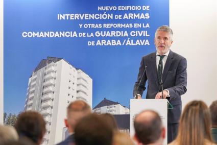 Marlaska afirma que "incidentes violentos" como los ocurridos en Rekalde son "ajenos a la convivencia"