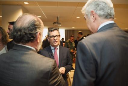 El ministro de la Presidencia, Justicia y Relaciones con las Cortes, Félix Bolaños, durante el acto de clausura de las XXIII Jornadas de Presidentes/as de audiencias provinciales, a 28 de marzo de 2025, en Las Palmas de Gran Canaria (España).