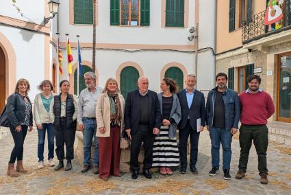 Esporles, reunion con los alcaldes de la Serra