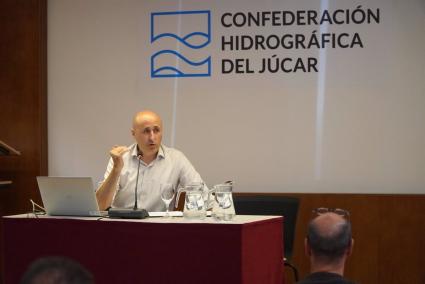 Polo estuvo la mayoría del 29O en la CHJ, paró una hora a comer y no salió "hasta el día siguiente", según el Gobierno