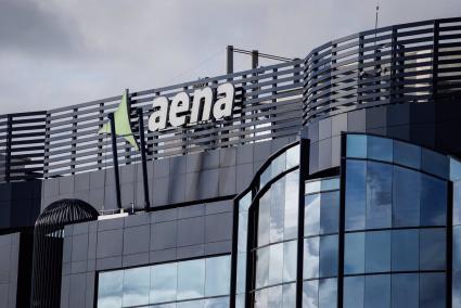 Economía/Empresas.- Aena firma una línea de crédito sindicada sostenible por 2.000 millones de euros