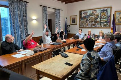 La izquierda de Bunyola salva los presupuestos del PP y pone condiciones