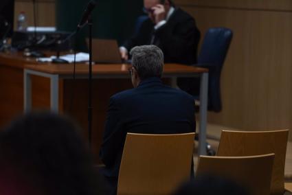El acusado de provocar dos incendios en El Saler se defiende: "En uno no estaba y en el otro llamé al 112. No huía"