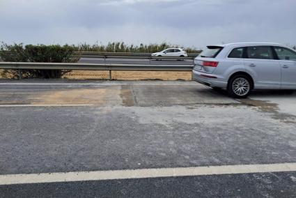Huelva.- Reabierta al tráfico la A-49 entre Bollullos y Niebla tras ser reparado el socavón "en 30 horas"