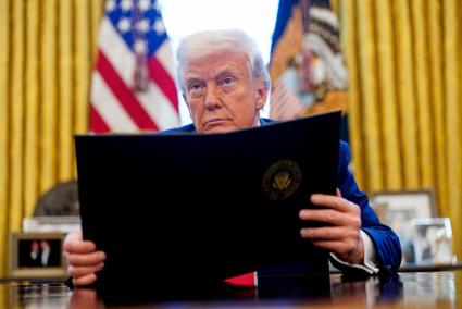 Los aranceles de Trump impuestos a China ascenderían al 145 %