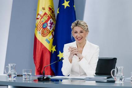 Díaz traslada "serenidad" a empresas y trabajadores ante los aranceles de Trump, con "impacto" del 7,6% en la Comunitat