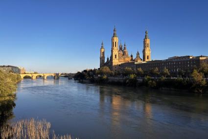 Zaragoza.- Encuentran un cuerpo flotando en el Ebro, a la altura del embarcadero de Vadorrey