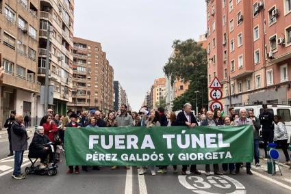Valencia.- Vecinos de Pérez Galdós reclaman al Ayuntamiento suprimir el túnel de la avenida para "renaturalización real"