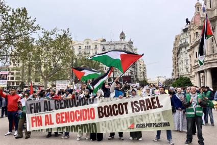 Una protesta en València exige al Gobierno "el embargo de armas a Israel" y "fin de complicidad española en genocidio"