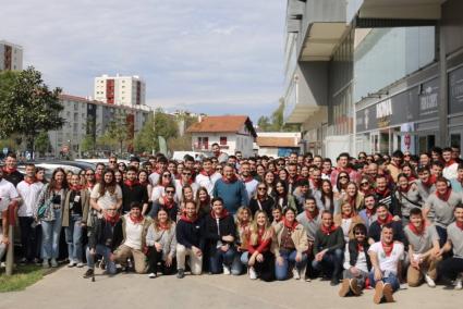 PNV llama a los jóvenes a implicarse en política y reconoce la necesidad de adaptarse para una participación "más fácil"