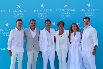 Por la izquierda, Carlos Notario, Miguel Gutiérrez, Alfonso Muñoz, Maribel Fluxà, Raquel Gómez y Mateo Palmer.