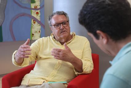 Pedro Barceló durante la entrevista con el subdirector de Ultima Hora, Javier Jiménez, este viernes.