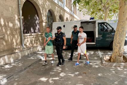 La Audiencia de Palma deja en libertad bajo fianza a tres miembros de la manada francesa de Magaluf