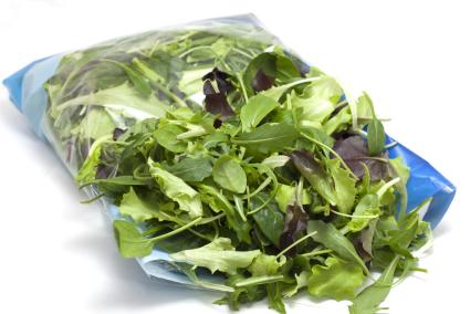 Imagen de archivo de una bolsa de ensalada