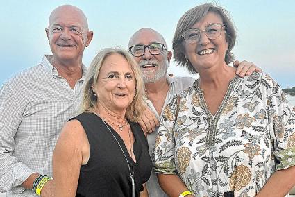 Fiesta ochentera de Melodía FM por la noche de Sant Joan