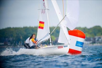 Jordi Xammar y Marta Cardona, plata en la clase 470 de la semana de vela olímpica de Kiel