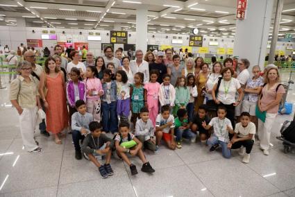 Un problema con los visados aplaza la llegada de 41 niños saharauis a Baleares