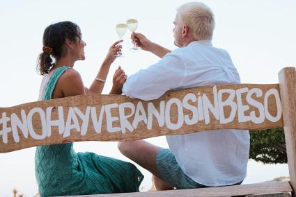 El chiringuito más deseado del verano está en Palmanova: sabor, música y vistas al mar