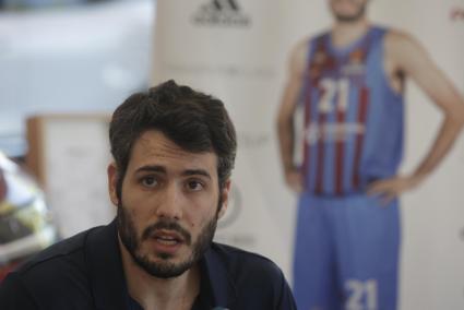 Álex Abrines y su posible retirada: «Lo estoy barajando todo, haré lo que el cuerpo me pida»