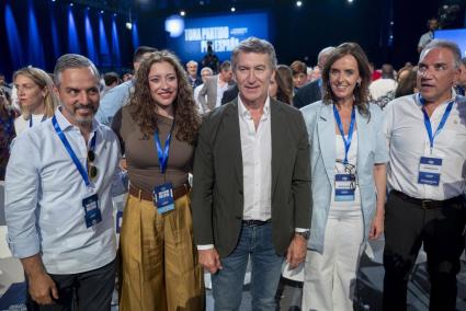 Feijóo mantiene a los andaluces Bendodo y Bravo e incluye a Repullo y Sanz en el nuevo Comité Ejecutivo Nacional del PP