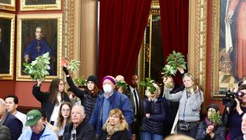 Protesta por los bellasombra