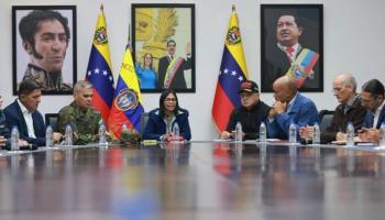 Trump pide a Delcy Rodríguez «acceso total» a Venezuela y amenaza con nuevos ataques