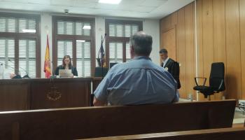 Condenado un médico del hospital de Son Espases por abusos sexuales a un paciente