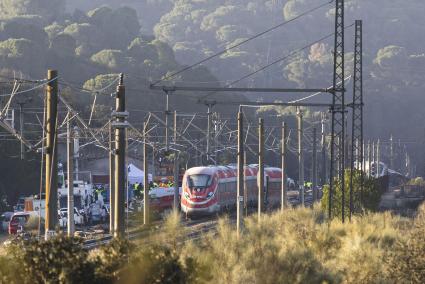 El ministro niega vínculos entre el accidente de Adamuz (Córdoba) y las  inversiones en la red ferroviaria