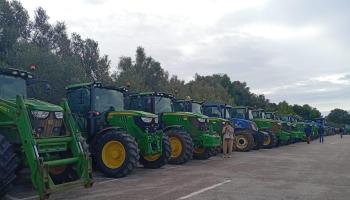 A primera hora se concentraban ya los tractores en Ariany.